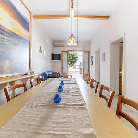 Acqua Cristallina 50 Metri Dal Mare Holiday home *