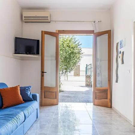 Acqua Cristallina 50 Metri Dal Mare Holiday home *